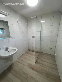 Pronájem bytu 3+kk 68 m²