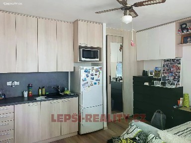 Pronájem bytu 1+kk 37 m²