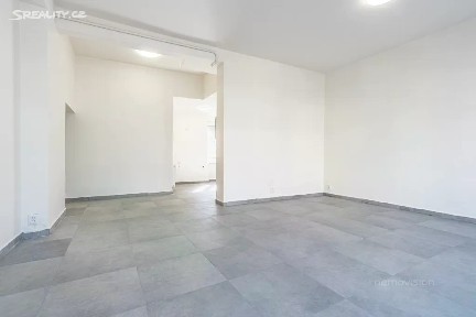 Dukelská třída, Brno - Husovice