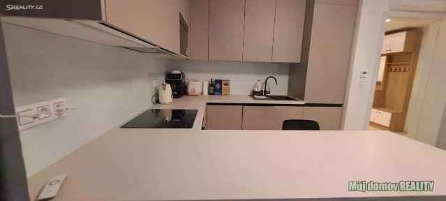 Pronájem bytu 2+kk 119 m²