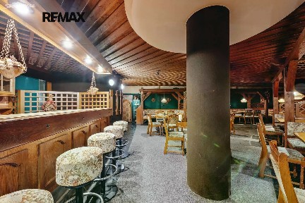 Pronájem restaurace 305 m²