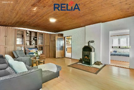 Prodej rodinného domu 231 m², pozemek 498 m²