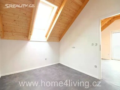 Pronájem bytu 2+kk 55 m²