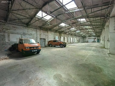 Pronájem skladového prostoru 1373 m²