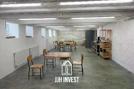 Pronájem kanceláře 112 m²
