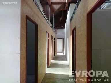 Pronájem skladového prostoru 20 m²
