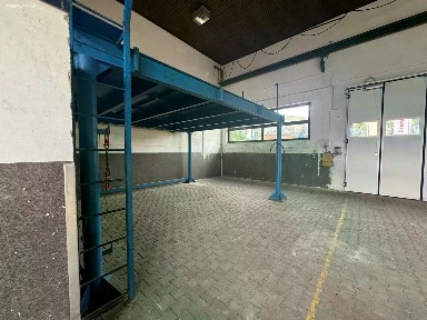 Pronájem výrobní haly, prostoru 260 m²