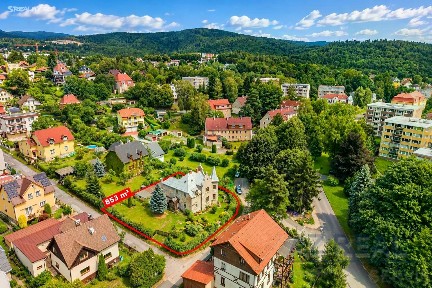 Prodej rodinného domu 237 m², pozemek 853 m²