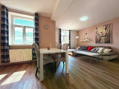 Pronájem bytu 3+kk 78 m²