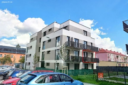 Denksteinova, Dobřany