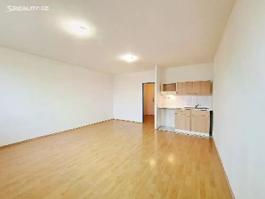 Pronájem bytu 1+kk 34 m²