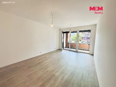 Pronájem bytu 1+kk 34 m²