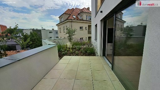Pronájem bytu 2+kk 72 m²