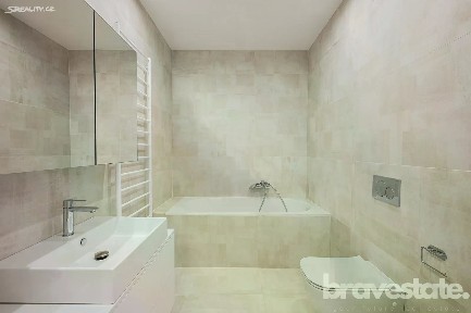 Pronájem bytu 4+kk 124 m²