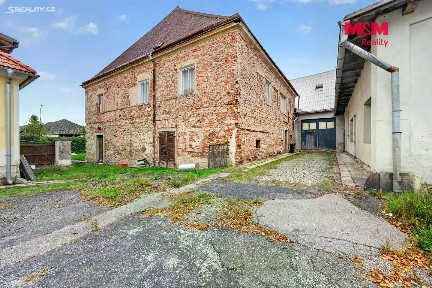 Prodej rodinného domu 340 m², pozemek 431 m²