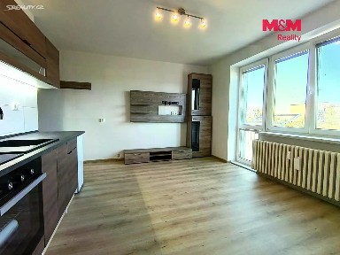 Pronájem bytu 1+kk 27 m²