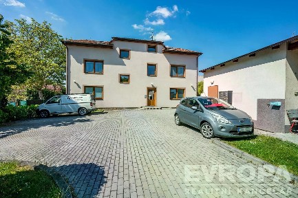 Pronájem bytu 2+kk 53 m²