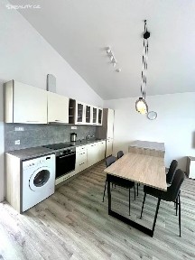 Pronájem bytu 2+kk 55 m²