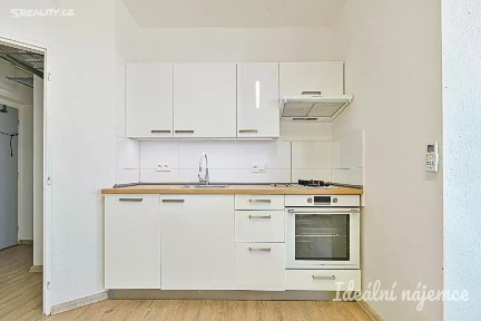 Pronájem bytu 2+kk 40 m²