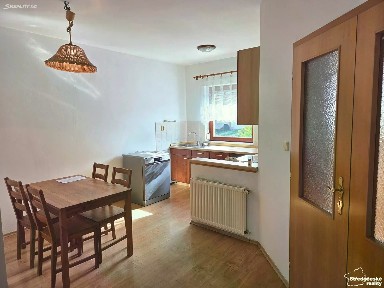Pronájem rodinného domu 160 m², pozemek 180 m²