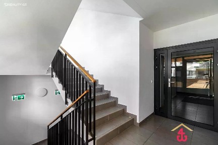 Pronájem bytu 1+kk 33 m²