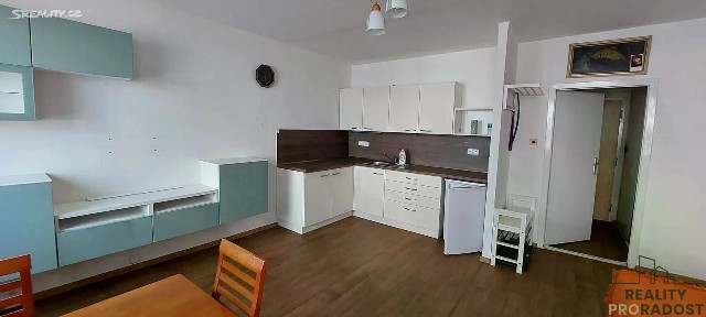 Pronájem bytu 1+kk 31 m²