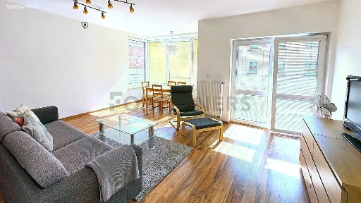 Pronájem bytu 2+kk 66 m²