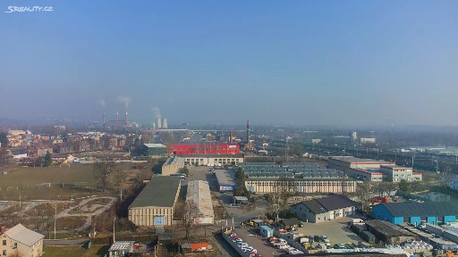 Pronájem skladového prostoru 957 m²