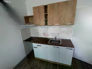 Pronájem bytu 1+kk 28 m²