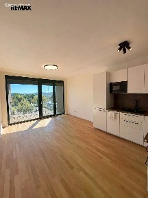 Pronájem bytu 1+kk 34 m²
