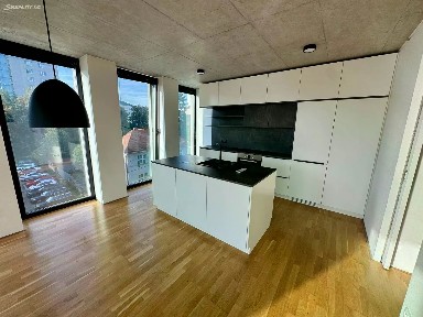 Pronájem bytu 3+kk 90 m²