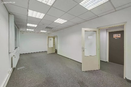 Pronájem kanceláře 849 m²