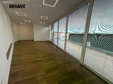 Pronájem obchodního prostoru 52 m²