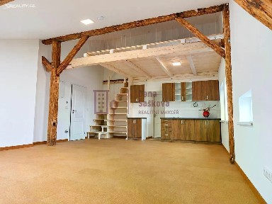 Pronájem bytu 1+kk 50 m²