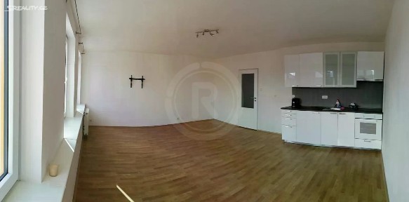 Pronájem bytu 1+kk 30 m²