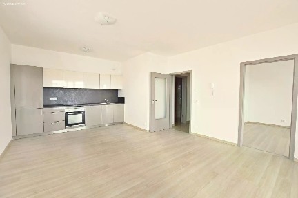 Pronájem bytu 2+kk 74 m²