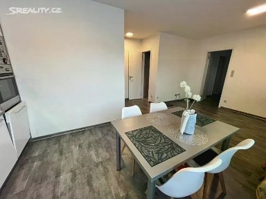 Pronájem bytu 2+kk 60 m²