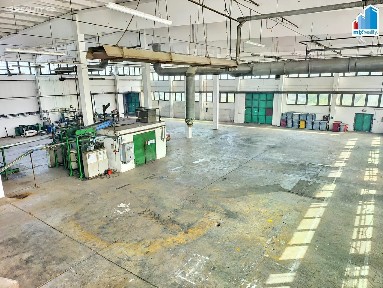 Pronájem skladového prostoru 2000 m²