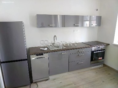 Pronájem bytu 1+kk 33 m²