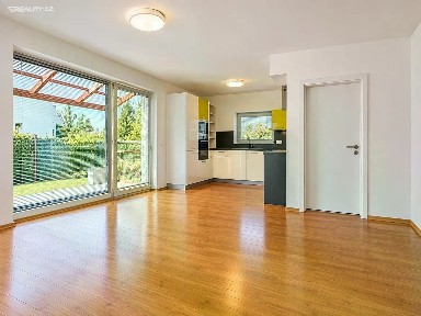 Pronájem rodinného domu 115 m², pozemek 296 m²