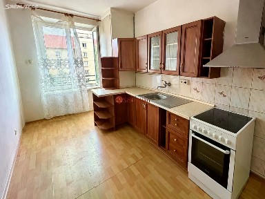 tř. Budovatelů, Most