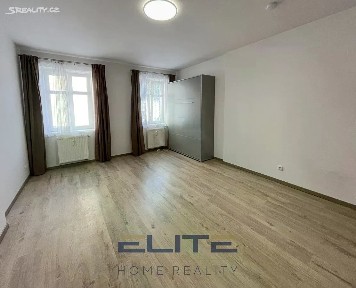 Pronájem bytu 1+kk 30 m²