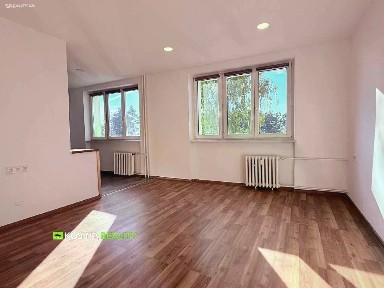 Pronájem bytu 2+1 57 m²