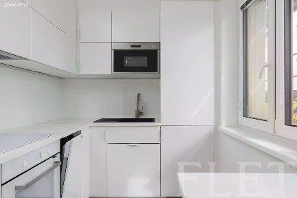 Pronájem bytu 2+1 53 m²