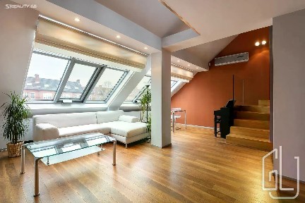 Pronájem bytu 3+1 94 m²