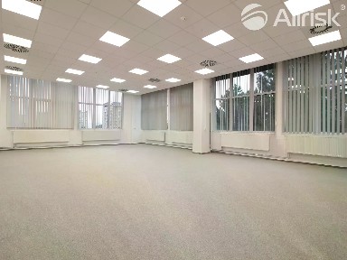 Pronájem kanceláře 100 m²