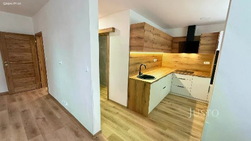 Pronájem bytu 3+1 82 m²