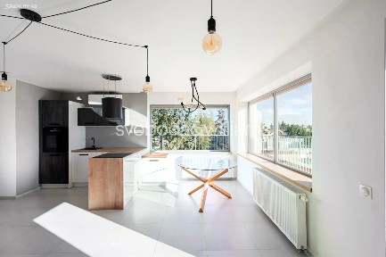 Prodej rodinného domu 304 m², pozemek 747 m²