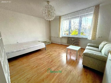 Družstevní, Chrást
