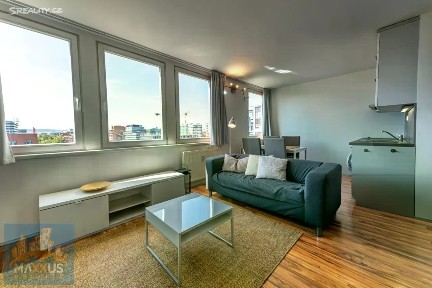 Pronájem bytu 1+kk 37 m²